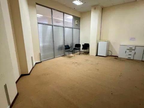 коммерческая по адресу Монастирського, 3а