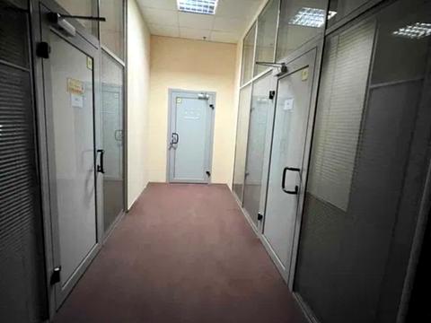 коммерческая по адресу Монастирського, 3а