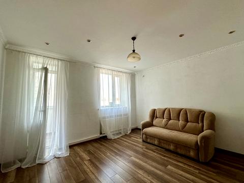 квартира за адресою Центральна вул., 7