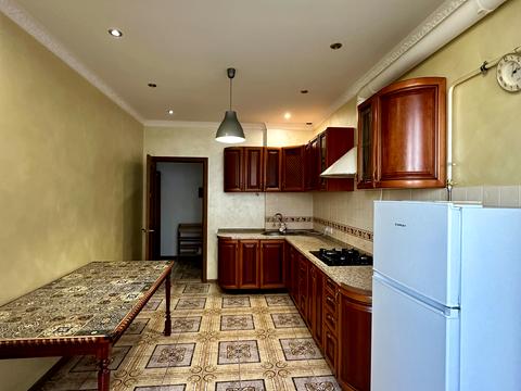 квартира за адресою Центральна вул., 7