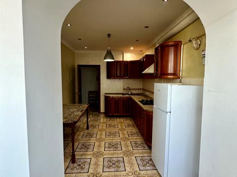 квартира за адресою Центральна вул., 7