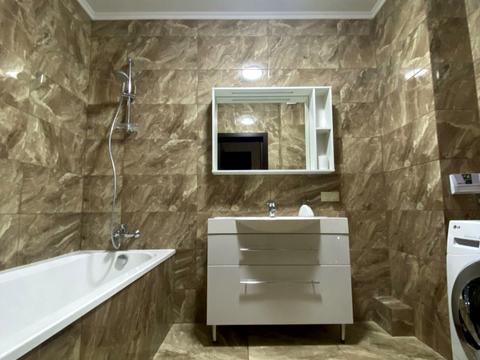 квартира за адресою Ревуцького вул., 7-В