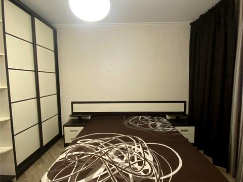 квартира за адресою Ревуцького вул., 7-В