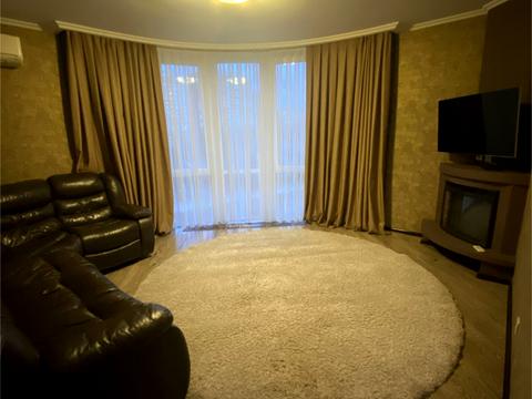 квартира за адресою Ревуцького вул., 7-В