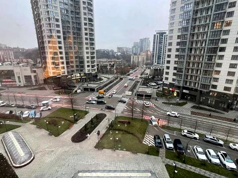 квартира за адресою Андрія Верхогляда вул. (Михайла Драгомирова), 20