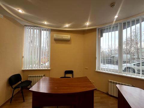 комерційна за адресою Миколи Бажана просп., 1-М