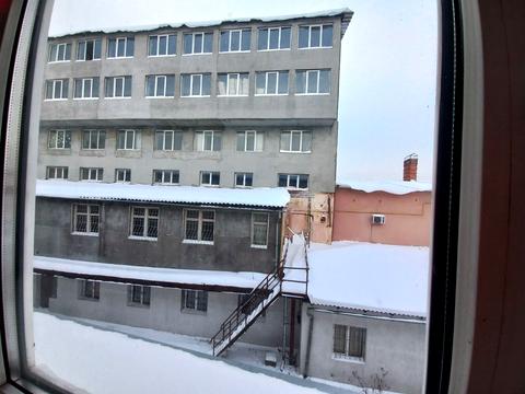 комерційна за адресою Б.Хмельницького, 45