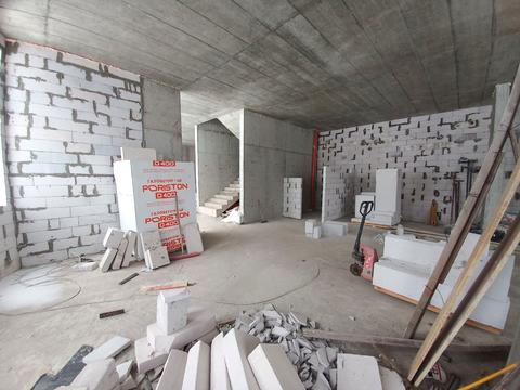 комерційна за адресою Пластова вул. (Силікатна), 11