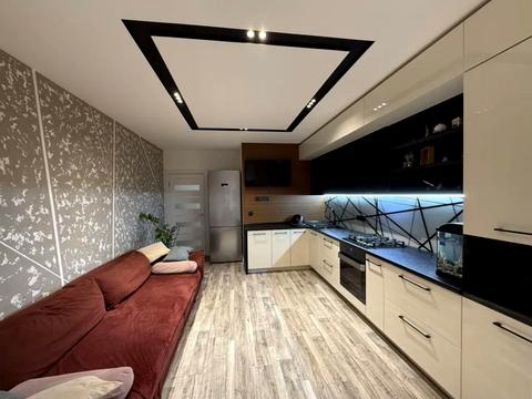 квартира по адресу Ивана Пулюя ул., 40/13