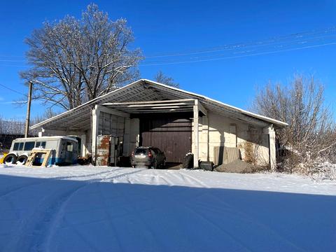 комерційна за адресою Миру, 4