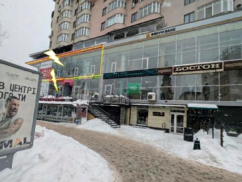 комерційна за адресою Незалежності вул., 34а