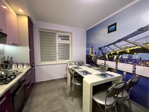 квартира за адресою Степана Бандери просп., 36