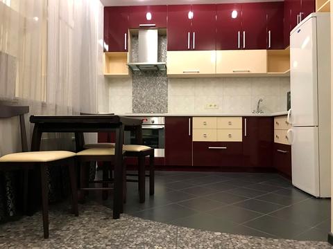 квартира за адресою Дніпровська набережна вул., 26