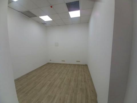 комерційна за адресою Кельнський бульв. (Катеринославський), 1