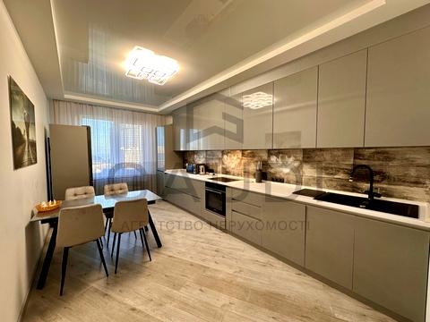 квартира за адресою Літературна вул., 8