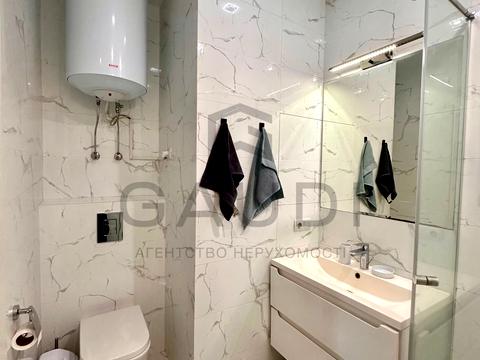 квартира за адресою Літературна вул., 8