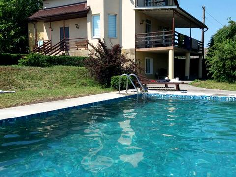 будинок за адресою Володимира Вернадського вул.