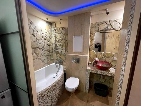 квартира за адресою Київ, Андрія Малишка вул., 3