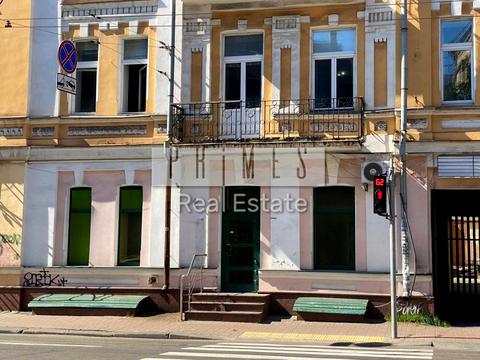 коммерческая по адресу Большая Житомирская ул., 18