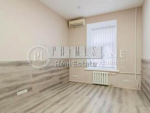 коммерческая по адресу Михайлівська, 24/11