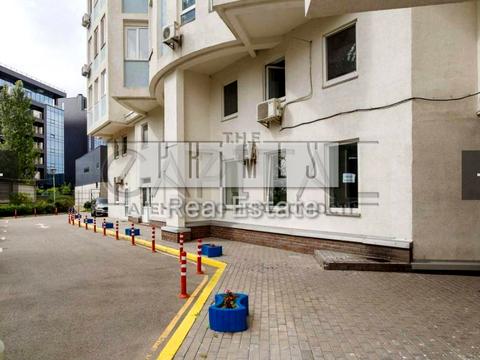 комерційна за адресою Миколи Міхновського бульв. (Дружби народів), 14-16