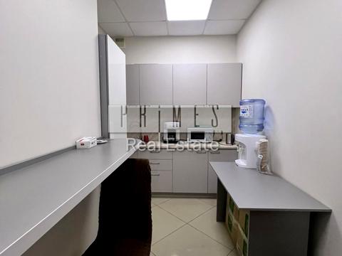 комерційна за адресою Миколи Міхновського бульв. (Дружби народів), 14-16