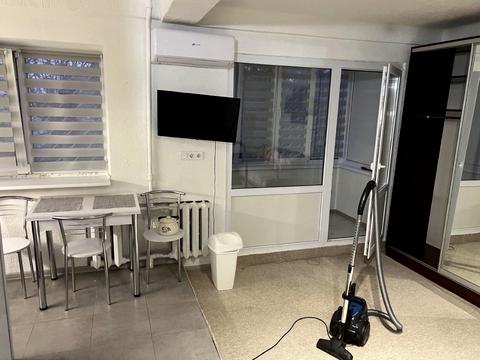 квартира за адресою Верховної Ради бульв., 14