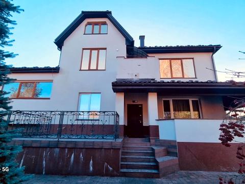 будинок за адресою Квіткова вул.