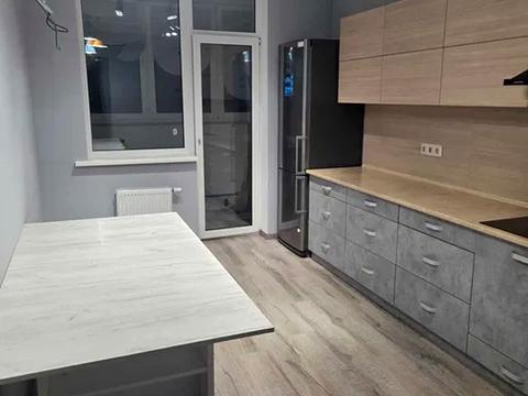 квартира за адресою Київ, Драгоманова вул., 2-А