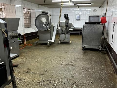 коммерческая по адресу паркова, 9/1