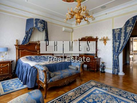 будинок за адресою смт. Козин, Київська вул., 1