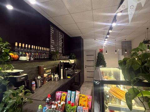 коммерческая по адресу Перемоги ул., 8/4