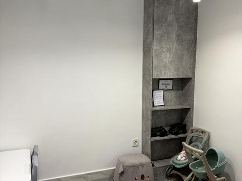 коммерческая по адресу Перемоги ул., 8/4