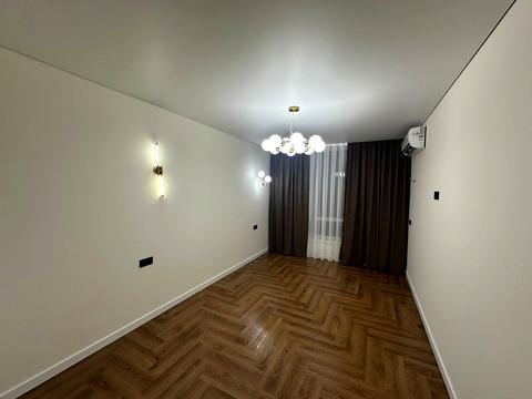 квартира за адресою Романа Левицького вул., (Будинок 7)