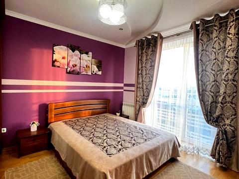 квартира за адресою Джорджа Вашингтона вул. (Батальна), 4д