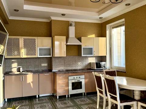 квартира за адресою Ділова вул. (Димитрова), 4