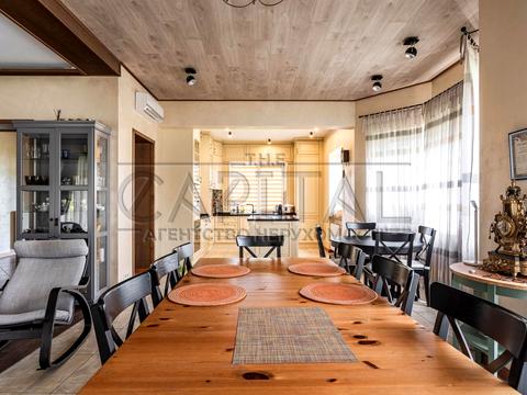 будинок за адресою приозерна