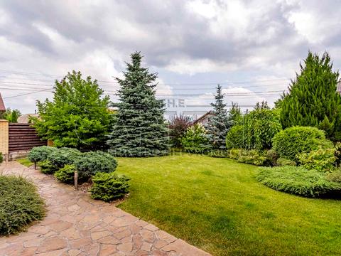 будинок за адресою приозерна