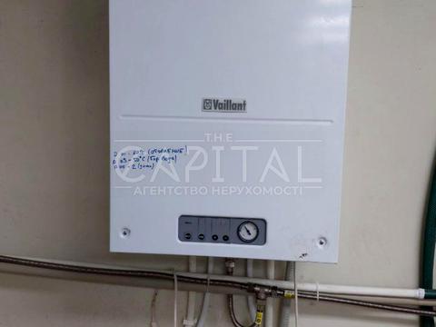 комерційна за адресою Північна вул., 2