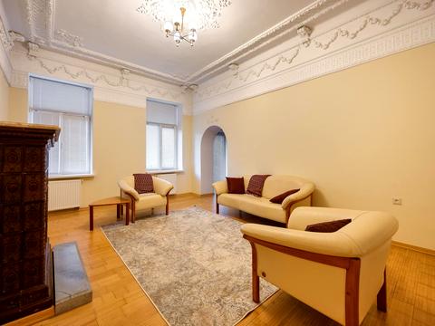 квартира по адресу Верхратского ул., 15