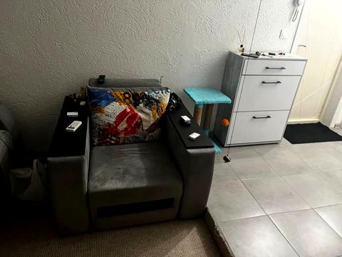 квартира за адресою Верховної Ради бульв., 14