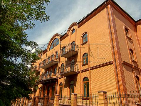 комерційна за адресою Київ, Кам'янська вул. (Дніпродзержинська), 77