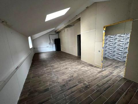 комерційна за адресою Київ, Кам'янська вул. (Дніпродзержинська), 77