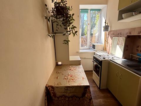 квартира за адресою Запорізька вул., 20