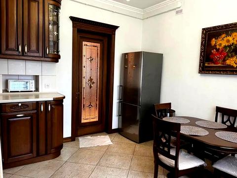 квартира за адресою Євгена Коновальця вул. (Щорса), 44-А