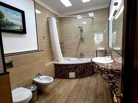 квартира за адресою Євгена Коновальця вул. (Щорса), 44-А