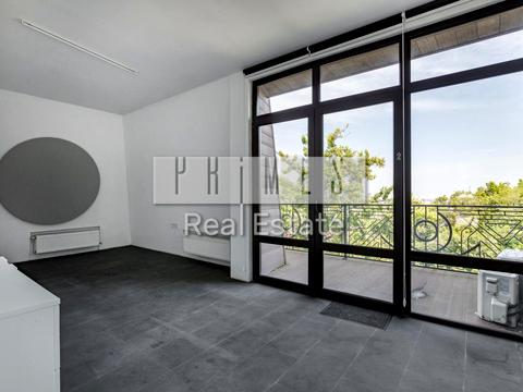 комерційна за адресою Воздвиженська вул., 51