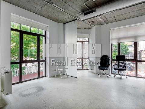 комерційна за адресою Воздвиженська вул., 51