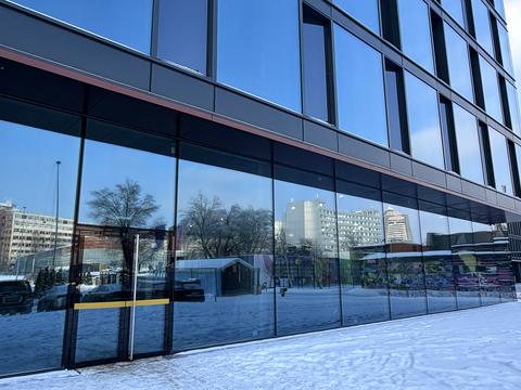 комерційна за адресою Дорогожицька вул., 3