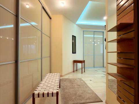 квартира по адресу Александра Олеся ул., 25д